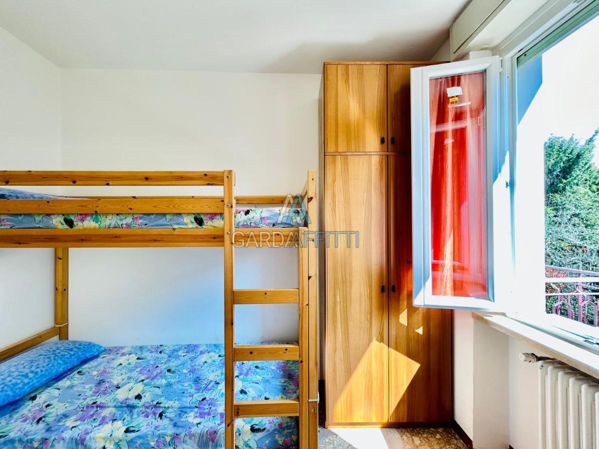 Ares Apartment - Vicino Al Lago Di Garda E Alla Stazione Treno Desenzano del Garda Buitenkant foto