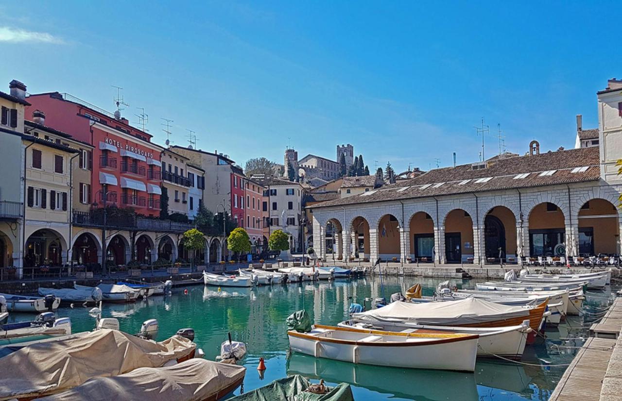 Ares Apartment - Vicino Al Lago Di Garda E Alla Stazione Treno Desenzano del Garda Buitenkant foto